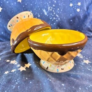 2x Bundle - Pier 1 - Ceramic Waffle Cone Ice Cream Bowls